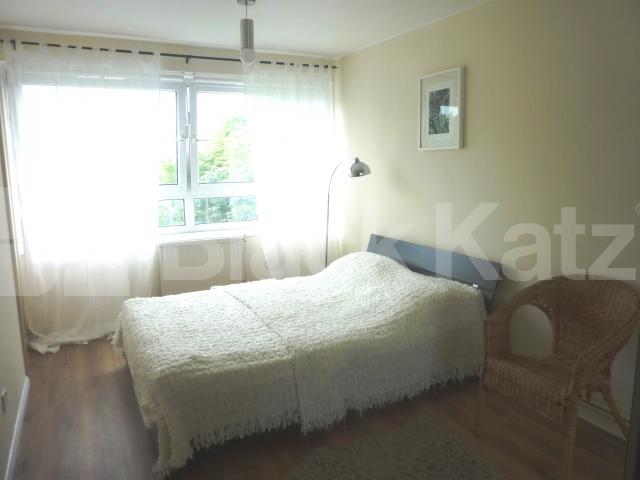 			NEAR HAMPSTEAD HEATH!, 1 Bedroom, 1 bath, 1 reception Flat			 Mansfield Road, HAMPSTEAD
